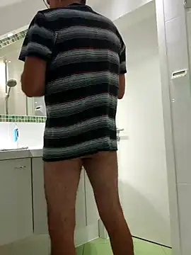 Snapshot of Oldmenhot66 chatting on September 14, 4:58 am Oldmenhot66 online show from September 14, 4:58 am