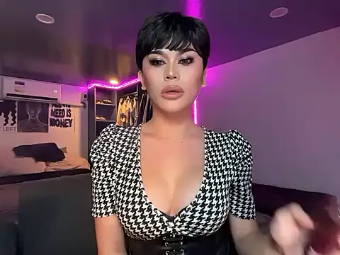 erotictsmonica online show from April 27, 2:08 am