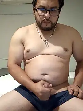 MauxXx93 online show from February 17, 5:39 am