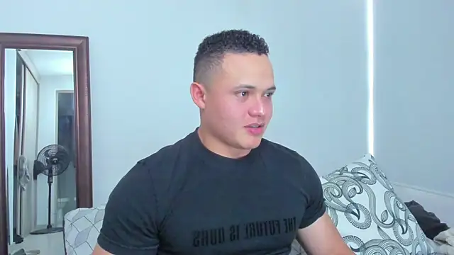 KingLevi01 online show from March 21, 10:14 pm