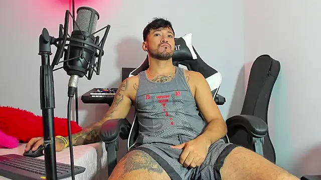 dereck karter online show from December 12, 11:36 pm