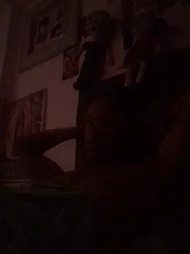 elpeluchenegroxxx3 online show from October 9, 1:27 pm