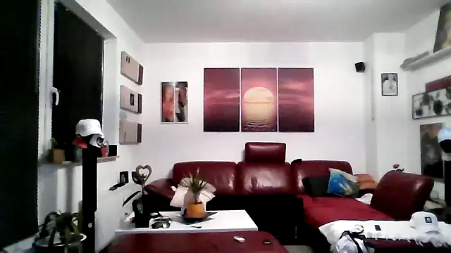 hellgirl1980 online show from September 19, 12:46 am