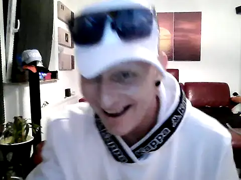 hellgirl1980 online show from September 10, 9:46 pm