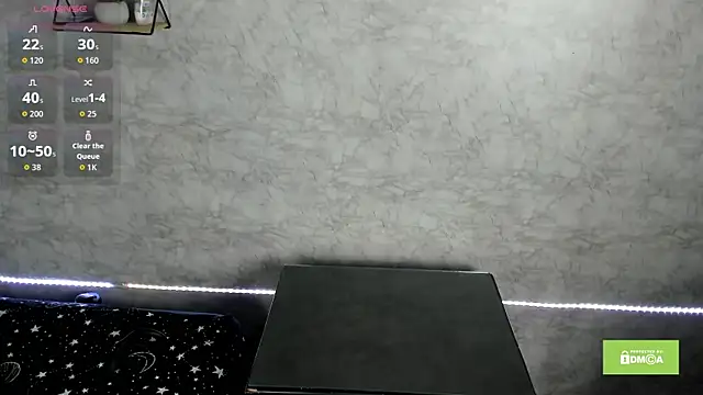 Snapshot of alex_cumfit1 chatting on October 21, 12:30 pm alex cumfit1 online show from October 21, 12:30 pm