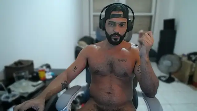 lilwolfbrasil online show from December 13, 9:43 pm