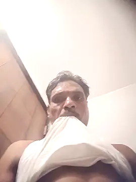 8133vaibhavh online show from December 18, 1:18 pm