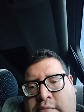 Santiagoqro85 online show from December 16, 1:18 pm