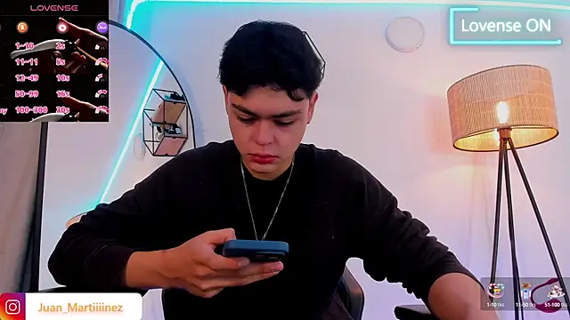 Snapshot of Im_Juaniito chatting on October 11, 4:16 am Im Juaniito online show from October 11, 4:16 am