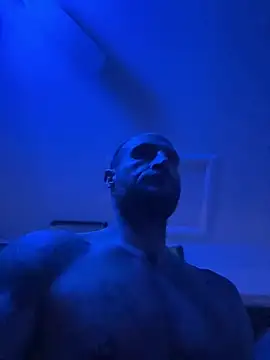 skip69xxx online show from April 5, 5:04 am