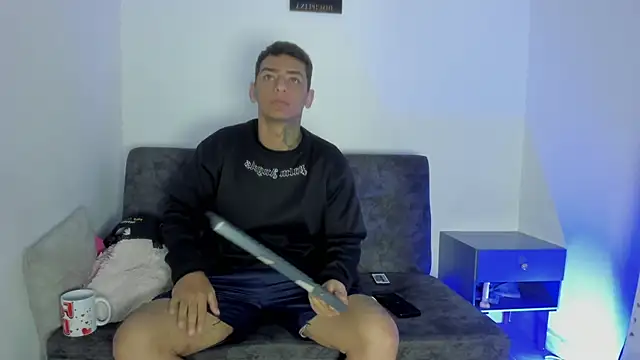 maykel and mike online show from January 6, 1:15 pm