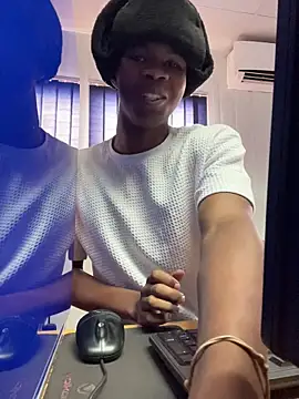 thatotheroneguy online show from November 20, 6:24 am