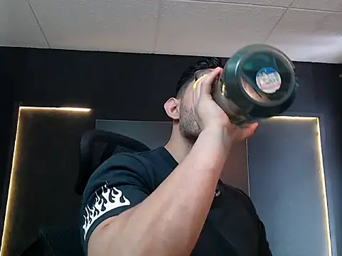 RichardMilleer online show from September 19, 1:44 pm