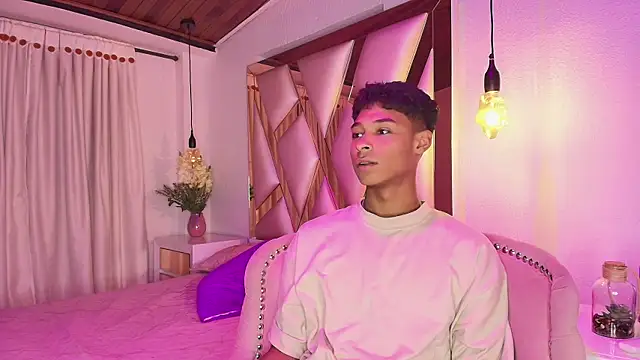 CoffeNaughty nom online show from December 14, 6:42 am