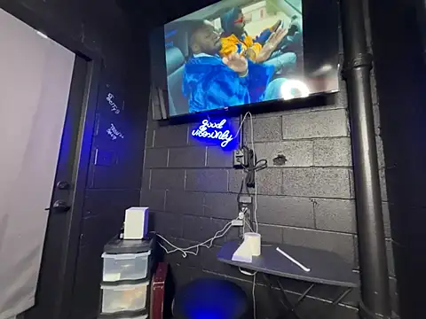 nymphoandthebeast69 online show from February 21, 5:25 pm