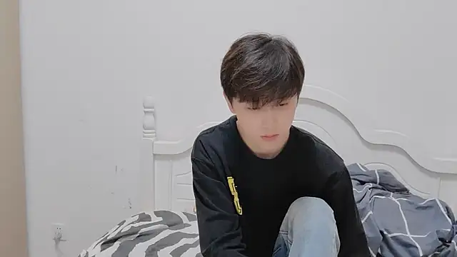 Snapshot of xiaoyi2563 chatting on October 22, 1:15 pm xiaoyi2563 online show from October 22, 1:15 pm