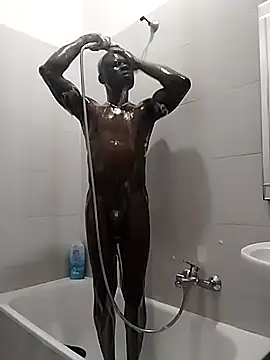 Kwasi-a online show from October 14, 5:31 pm