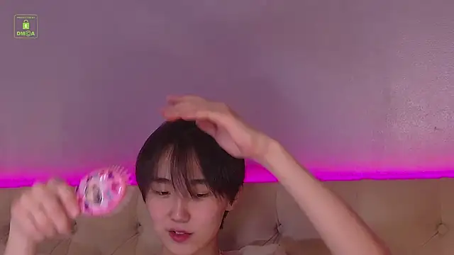 Snapshot of HeejinWang chatting on September 24, 8:29 pm HeejinWang online show from September 24, 8:29 pm