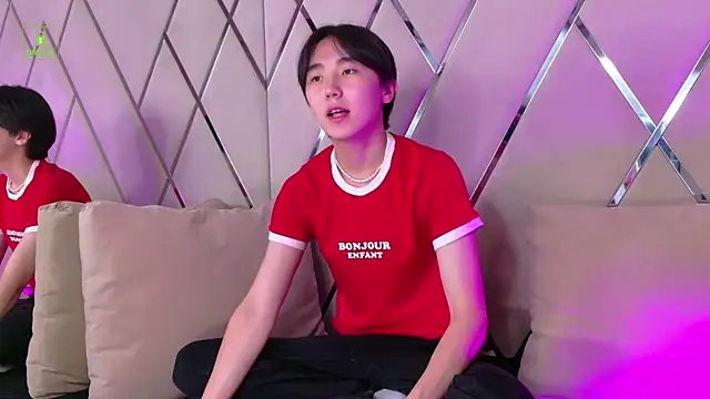 Snapshot of HeejinWang chatting on September 23, 8:19 pm HeejinWang online show from September 23, 8:19 pm