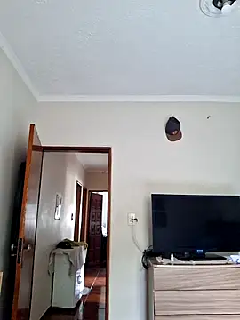 Snapshot of Bottz777 chatting on October 13, 4:57 pm Bottz777 online show from October 13, 4:57 pm