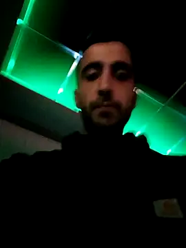 Deffnot7777 online show from December 18, 9:11 pm