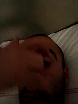 Deffnot7777 online show from April 11, 6:33 pm