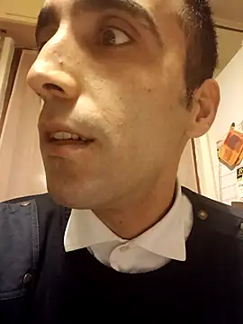 Deffnot7777 online show from December 1, 9:18 pm