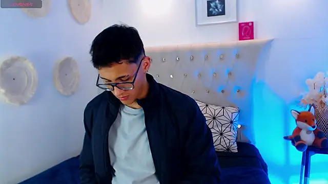 SalvadorFit online show from September 29, 8:59 pm