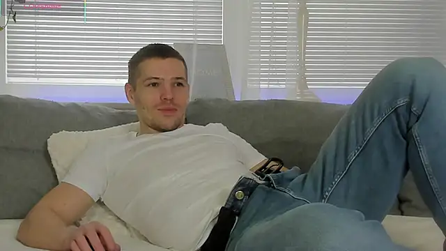 GarettVoss online show from January 15, 9:35 am