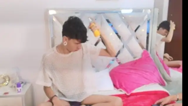 DemianSalvatore online show from October 28, 5:59 pm