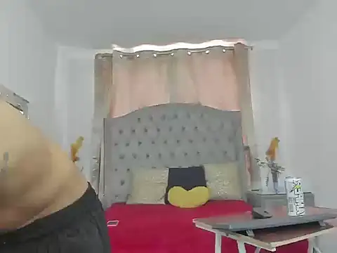 AlexMillons online show from October 24, 1:46 pm