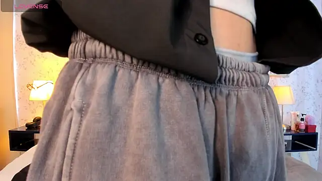 liam twiink online show from March 30, 7:15 pm