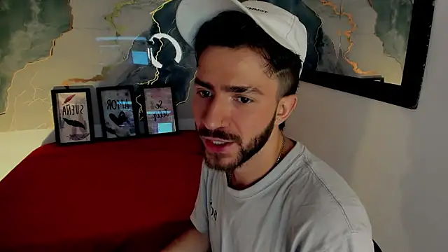 Snapshot of bastian12__ chatting on October 2, 3:43 am bastian12   online show from October 2, 3:43 am