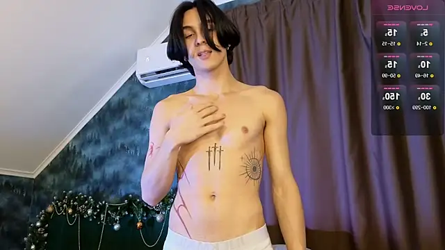 CleoStringer online show from December 19, 8:00 am