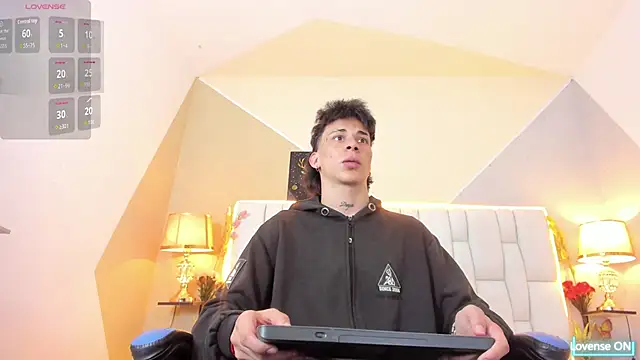 iammariano online show from September 23, 4:01 am