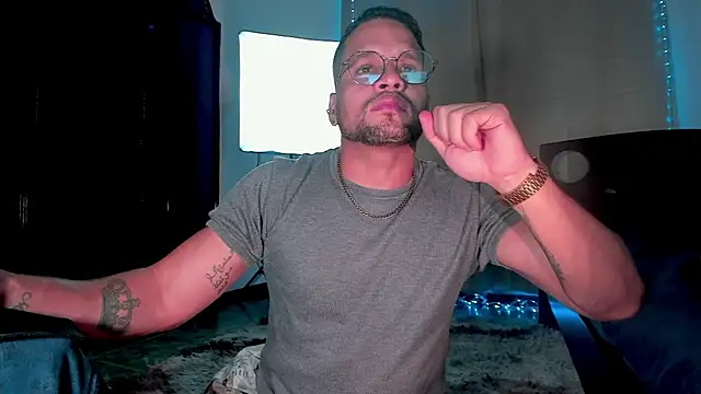 LucasGaeel online show from September 30, 1:12 am