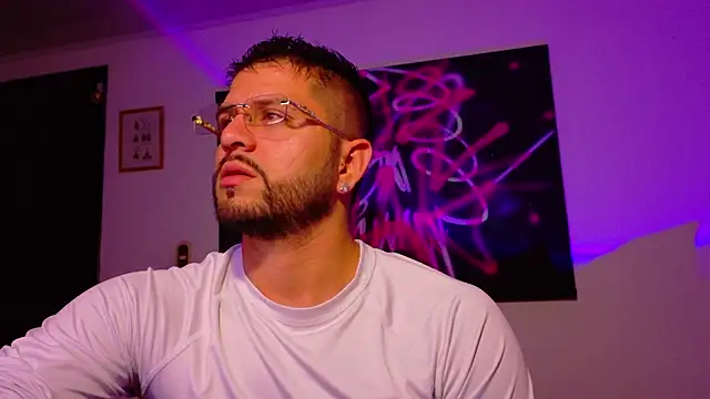 TomSloam online show from February 22, 4:25 am