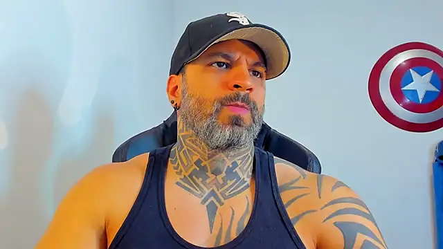 JoshRigby online show from April 10, 7:32 pm