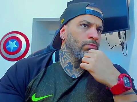 JoshRigby online show from November 19, 8:20 pm