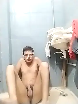 sexybobby13 online show from October 6, 8:41 am