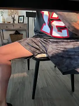 Beefkakey82 online show from November 17, 4:21 pm