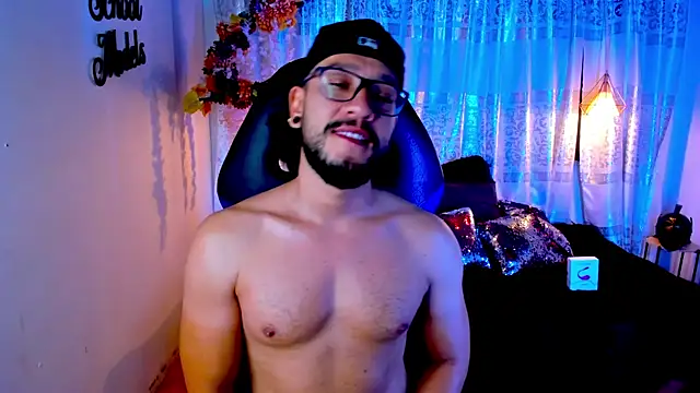Ethan w12 online show from October 17, 1:53 am