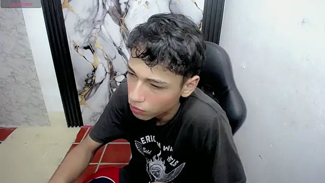 Im david02 online show from December 16, 2:13 pm