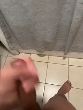 familia0210 online show from November 19, 11:59 pm