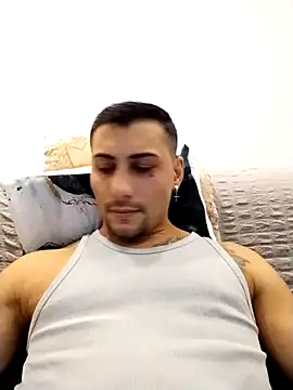 gooddboy01 online show from November 13, 7:40 pm