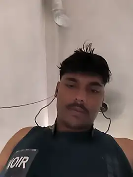 Snapshot of honestbbadboy chatting on October 21, 9:01 am honestbbadboy online show from October 21, 9:01 am