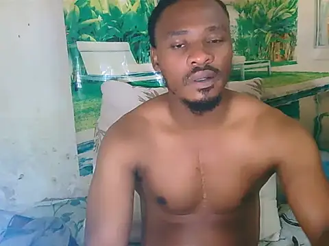 Snapshot of EbonyTiger69 chatting on October 18, 7:46 am EbonyTiger69 online show from October 18, 7:46 am
