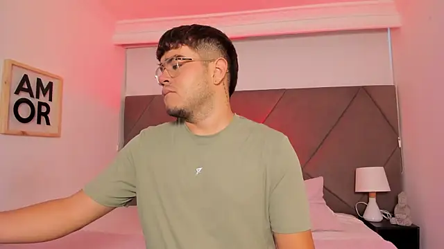 thiago occonor online show from October 22, 12:42 pm