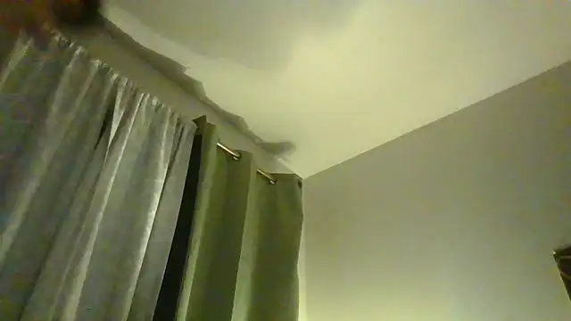 nvthvn555 online show from October 7, 2:04 am