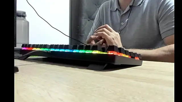 coolfriki online show from February 13, 4:30 am